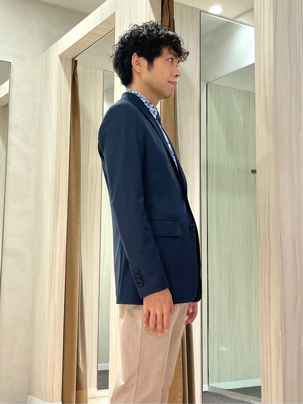 URAさんの「TAKEO KIKUCHI｜【360&deg;ストレッチ／セットアップ対応】None Of Stress ジャケット」を使ったコーディネート