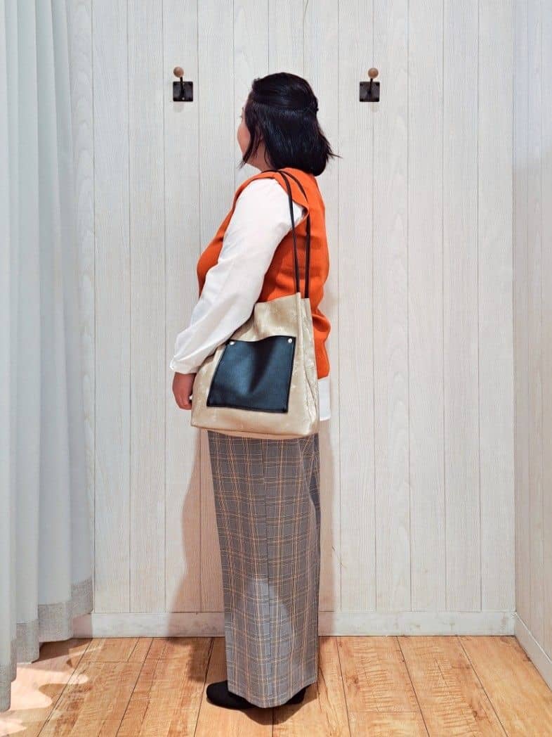 kotomiさんの「SHOO･LA･RUE｜【洗濯機可/S-LL】すっきり上品きれい見え タックワイドパンツ」を使ったコーディネート