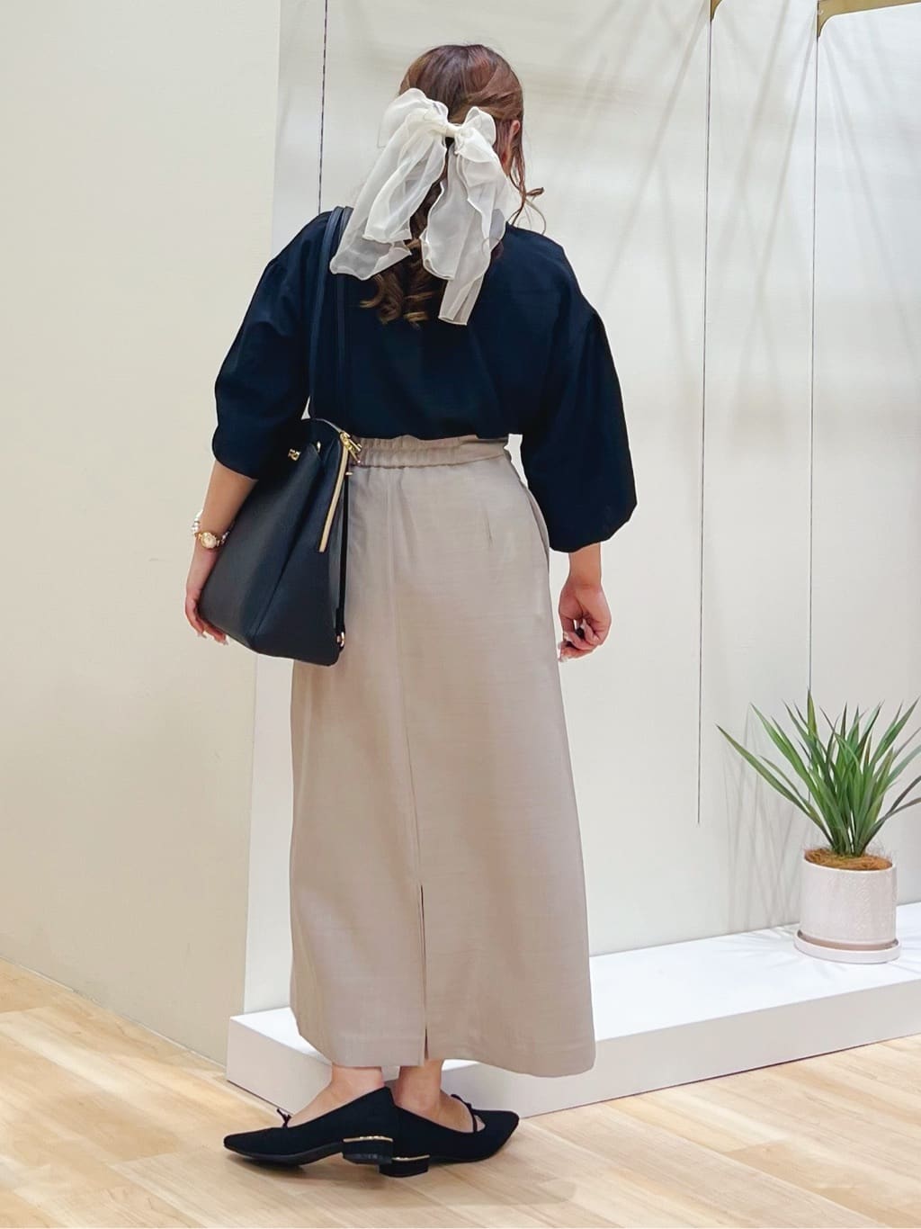 みことさんの「grove｜【カセット服】洗えるストレートシルエットスカート」を使ったコーディネート