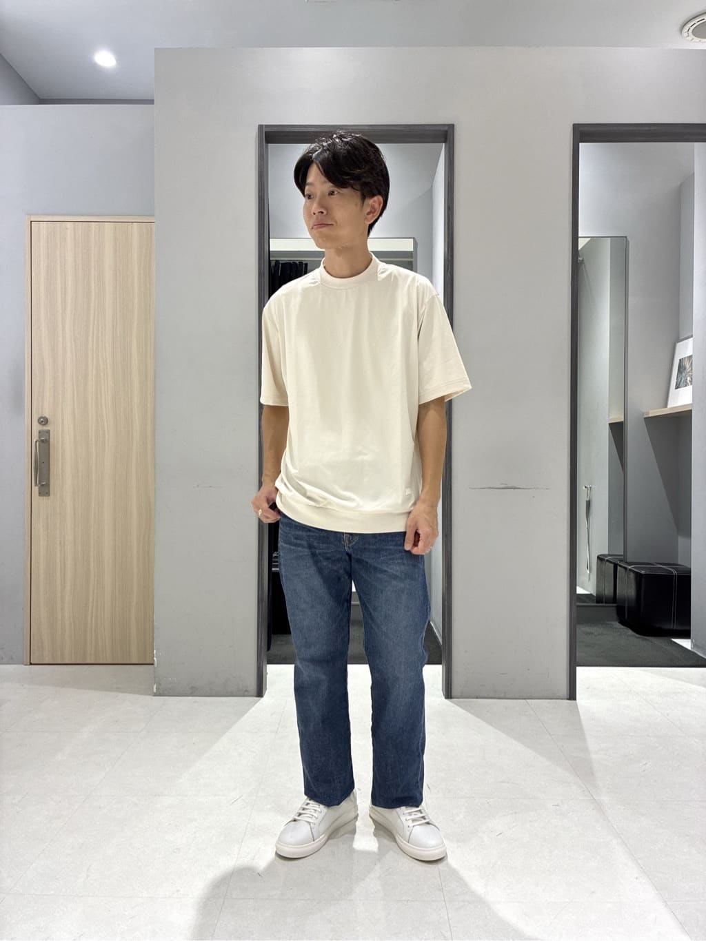 わいずみさんの「TAKEO KIKUCHI｜ボーラーハット柄 長袖シャツ」を使ったコーディネート