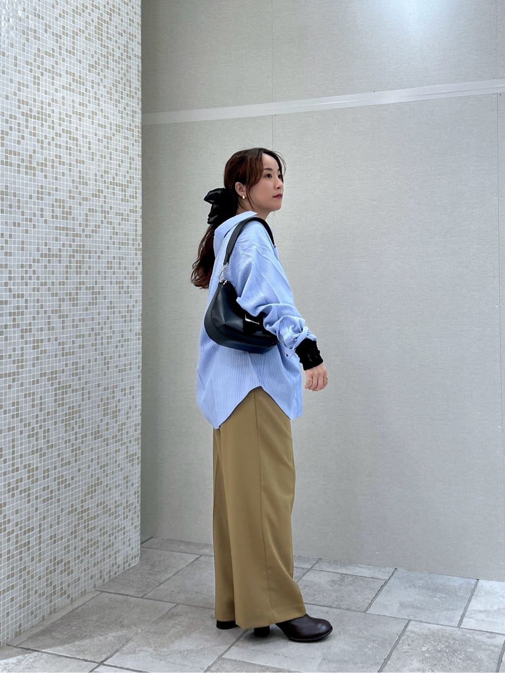 よねさんの「INDIVI｜Timeless｜モードスラックス」を使ったコーディネート