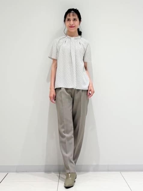 kayoさんの「INDIVI｜【UVケア】モノグラム ボウタイデザインブラウス」を使ったコーディネート