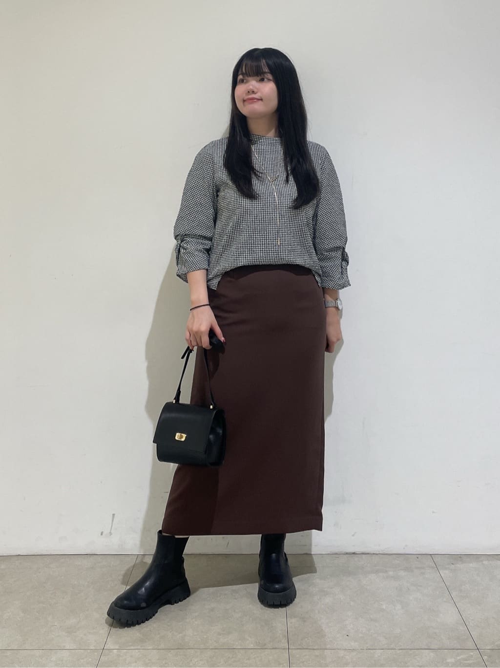 emikaさんの「INDIVI｜【UVケア／吸汗速乾】スリーブデザインブラウス」を使ったコーディネート