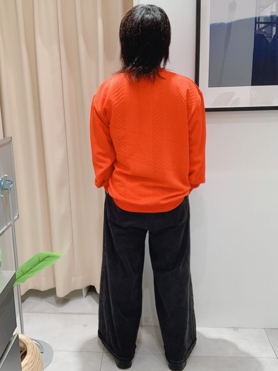 坂。さんの「THE SHOP TK｜【無地に飽きた方へ】ふくれジャカードスウェット　洗濯機OK/6色展開/ユニセックスでおすすめ！」を使ったコーディネート