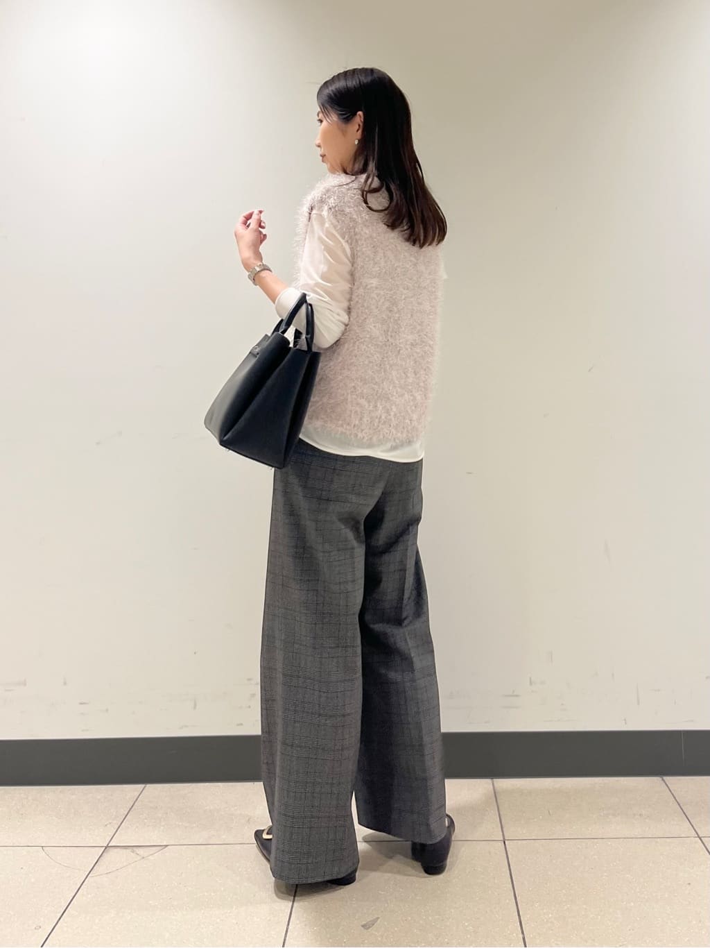 shokoさんの「INDIVI｜ストレッチシアーロングTシャツ」を使ったコーディネート
