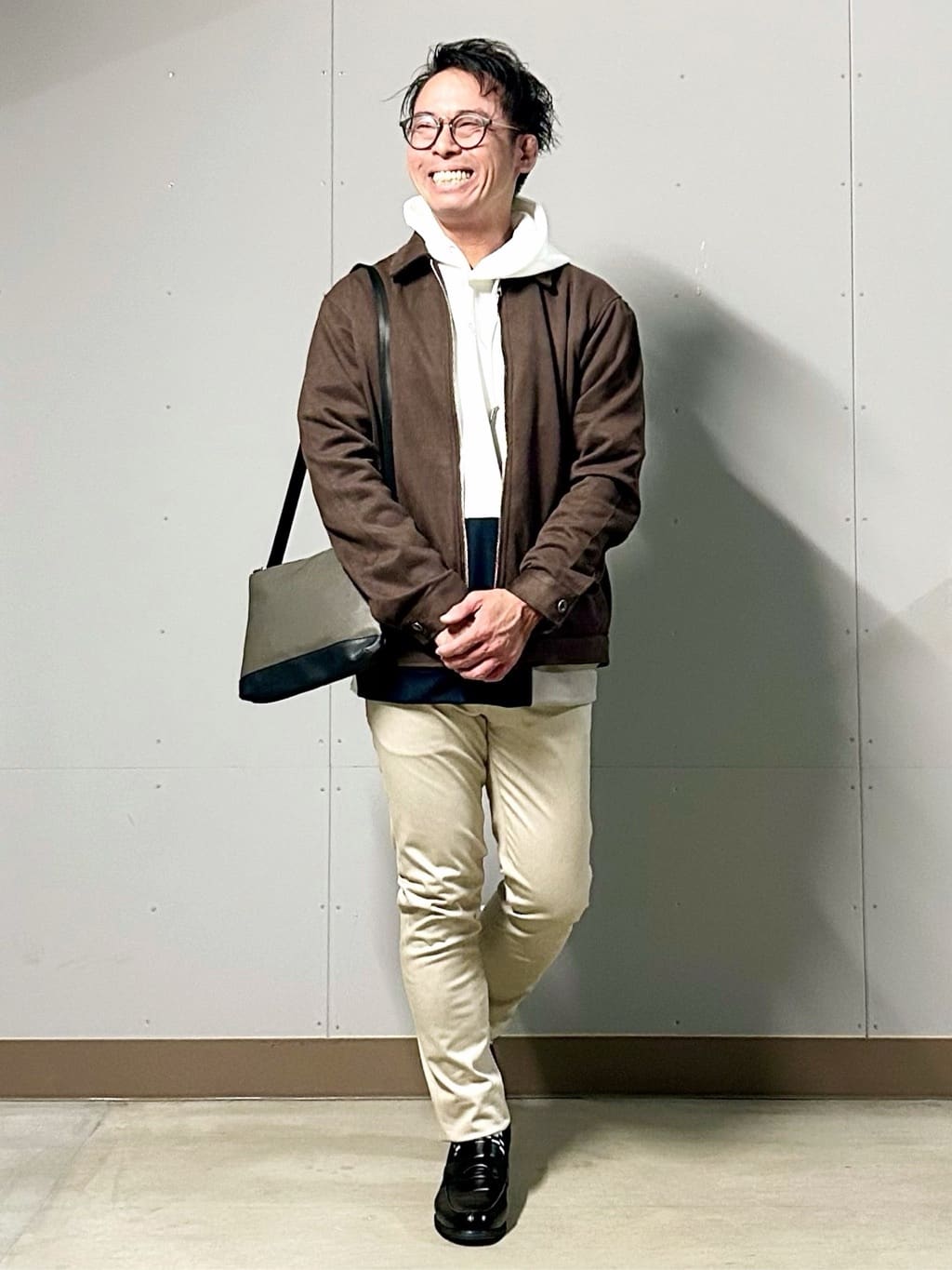 KENJI Iさんの「THE SHOP TK｜【一枚で着映える】ポンチブロッキングパーカ 洗濯機OK」を使ったコーディネート