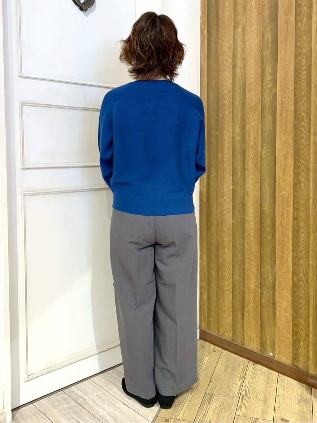 yuriyuriさんの「SHOO･LA･RUE｜【洗濯機可/S-LL】すっきり上品きれい見え タックワイドパンツ」を使ったコーディネート