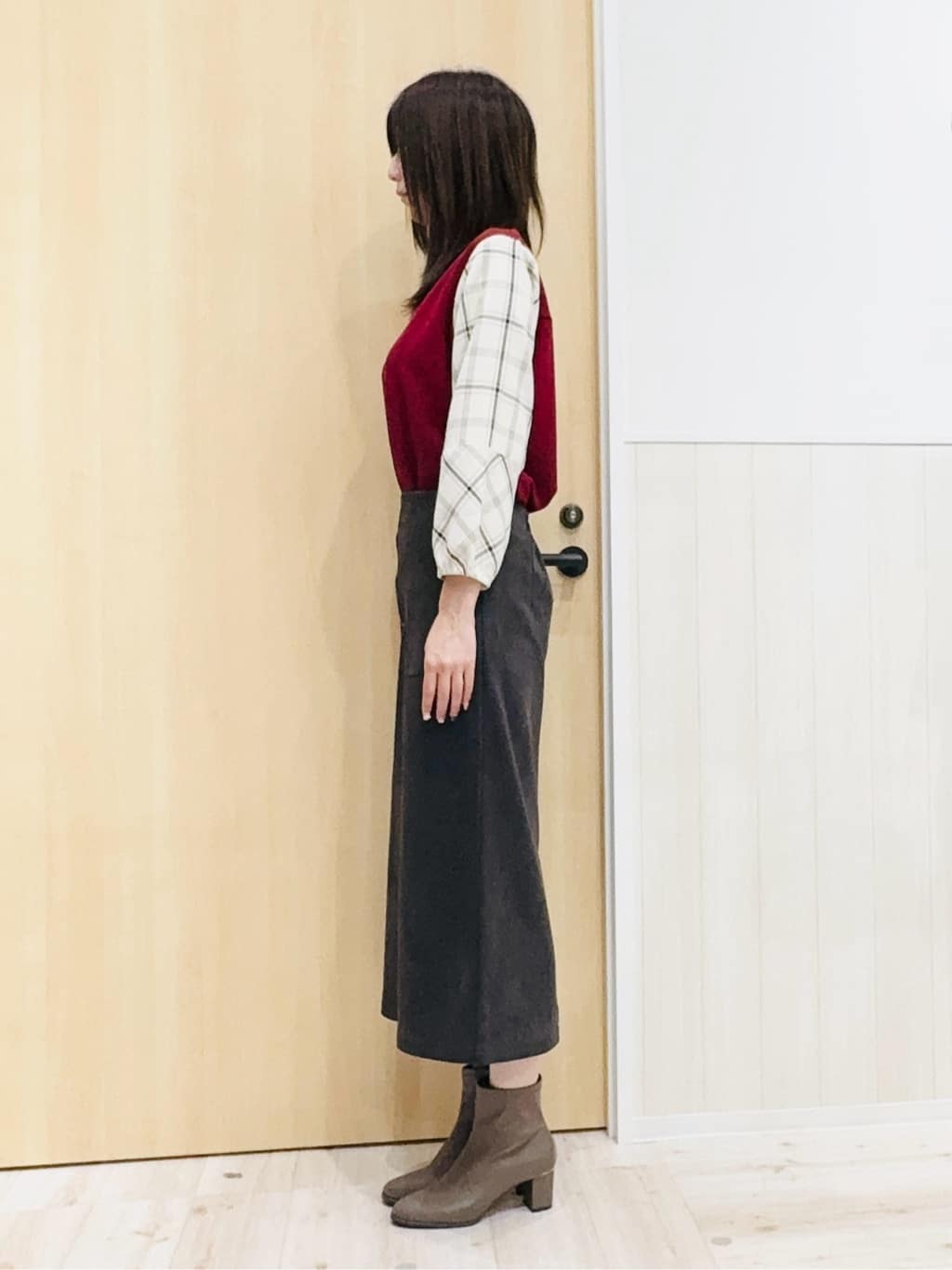 Naさんの「SHOO･LA･RUE｜【高レビュー/S-LL】1枚で決まる お袖チェック 異素材使いトップス」を使ったコーディネート