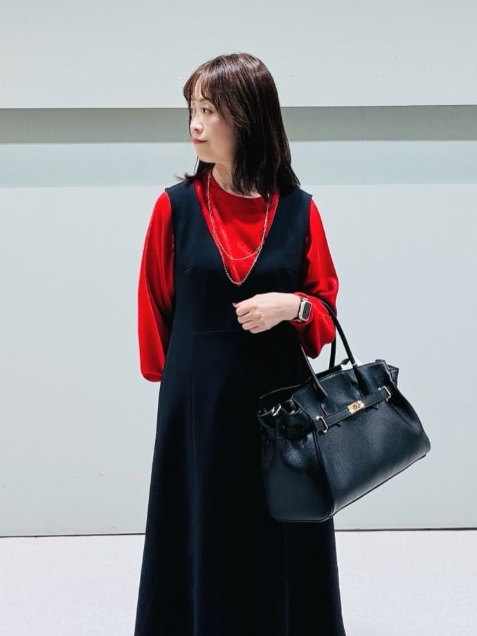 makiさんの「UNTITLED｜【8色展開／コンパクト丈】レーヨン混 コクーンニット」を使ったコーディネート