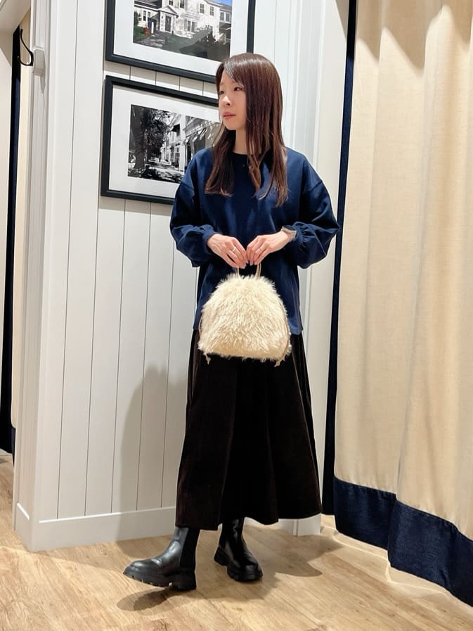 mihoさんの「Dessin｜【360度可愛い・洗える】バックヘンリーカットソー」を使ったコーディネート