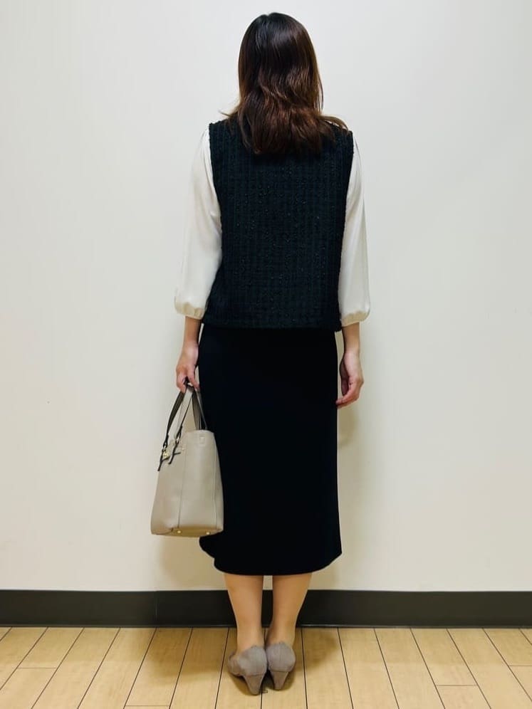 miiiさんの「Reflect｜【軽い羽織に◎】フロントファスナー開きベスト」を使ったコーディネート