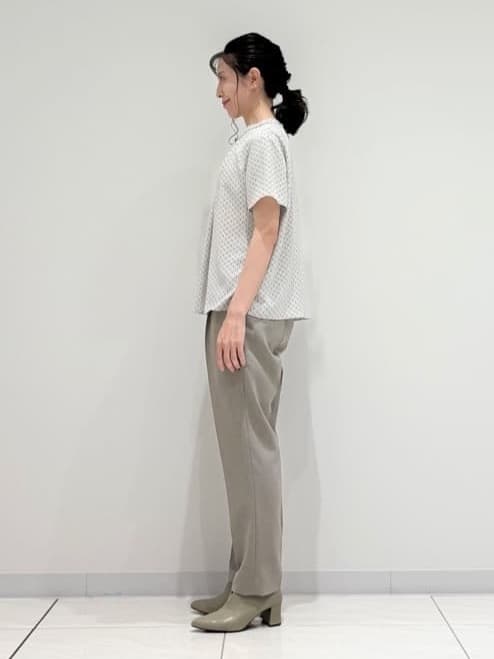 kayoさんの「INDIVI｜【UVケア】モノグラム ボウタイデザインブラウス」を使ったコーディネート
