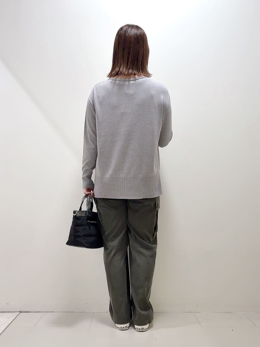 YUIさんの「UNTITLED｜【8色展開/体型カバー】魅せるタイムレスニット」を使ったコーディネート