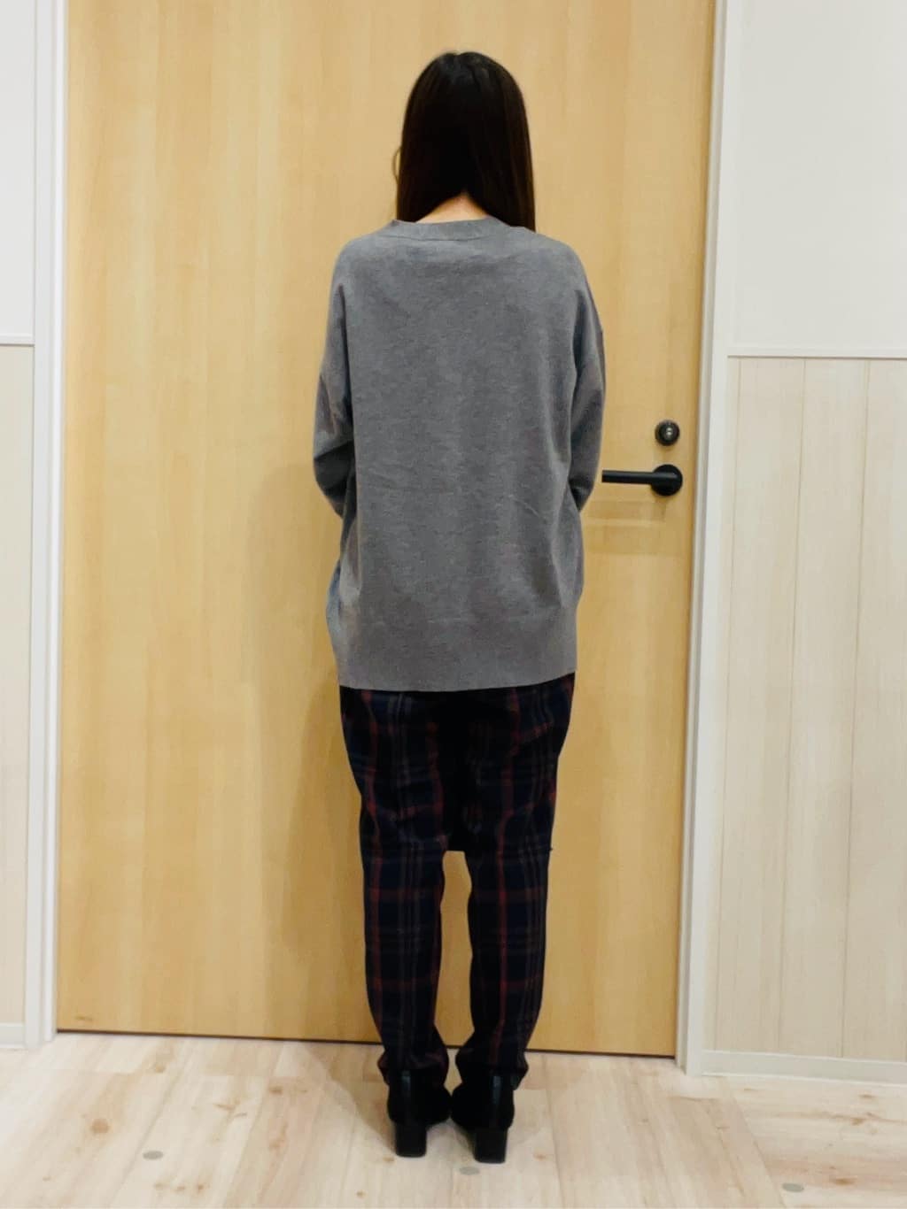 minamiさんの「SHOO･LA･RUE｜【S-LL】美しく見せる ボートネックロンT」を使ったコーディネート