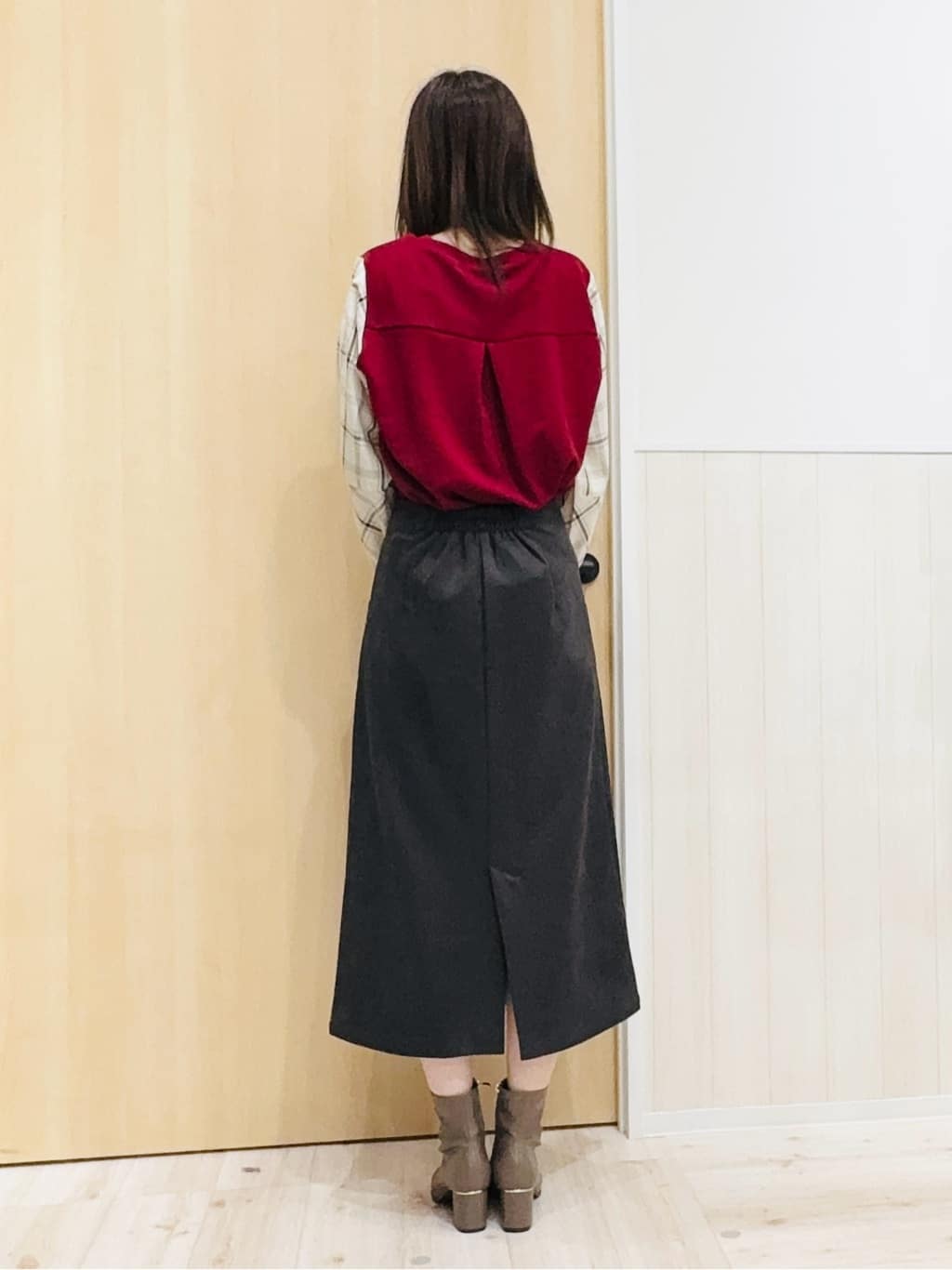 Naさんの「SHOO･LA･RUE｜【高レビュー/S-LL】1枚で決まる お袖チェック 異素材使いトップス」を使ったコーディネート