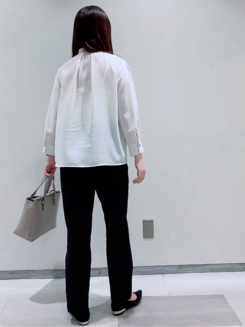 エリカさんの「Reflect｜【たっぷり収納！／通勤におすすめ】&rsquo;25秋冬毎日ミディアムバッグ」を使ったコーディネート