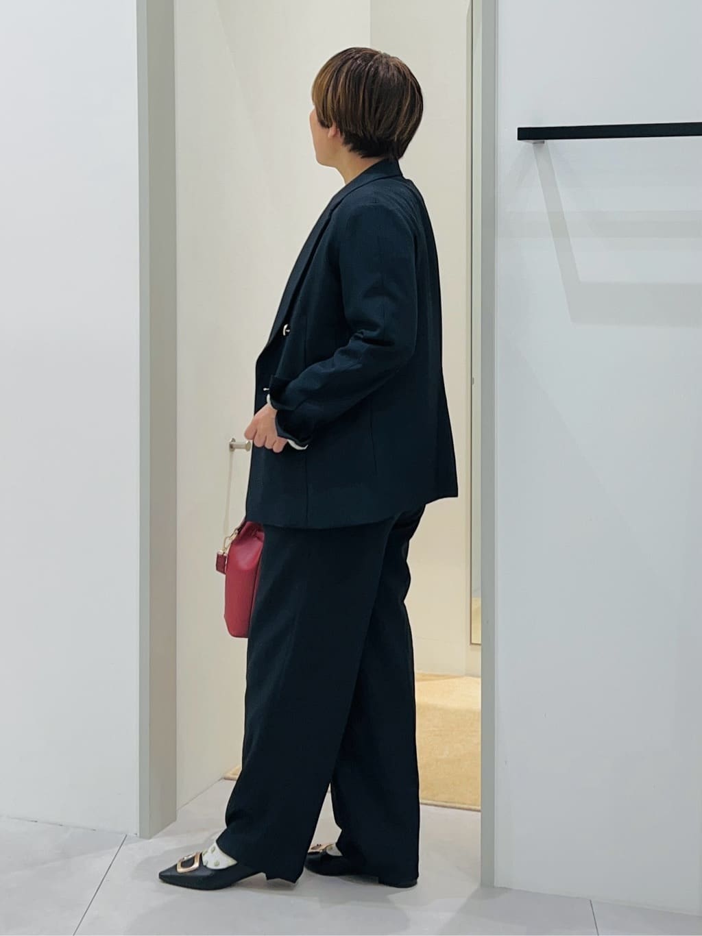 タナさんの「THE SHOP TK｜【今羽織るなら】ダブルブレストジャケット【セットアップ可/洗える】」を使ったコーディネート