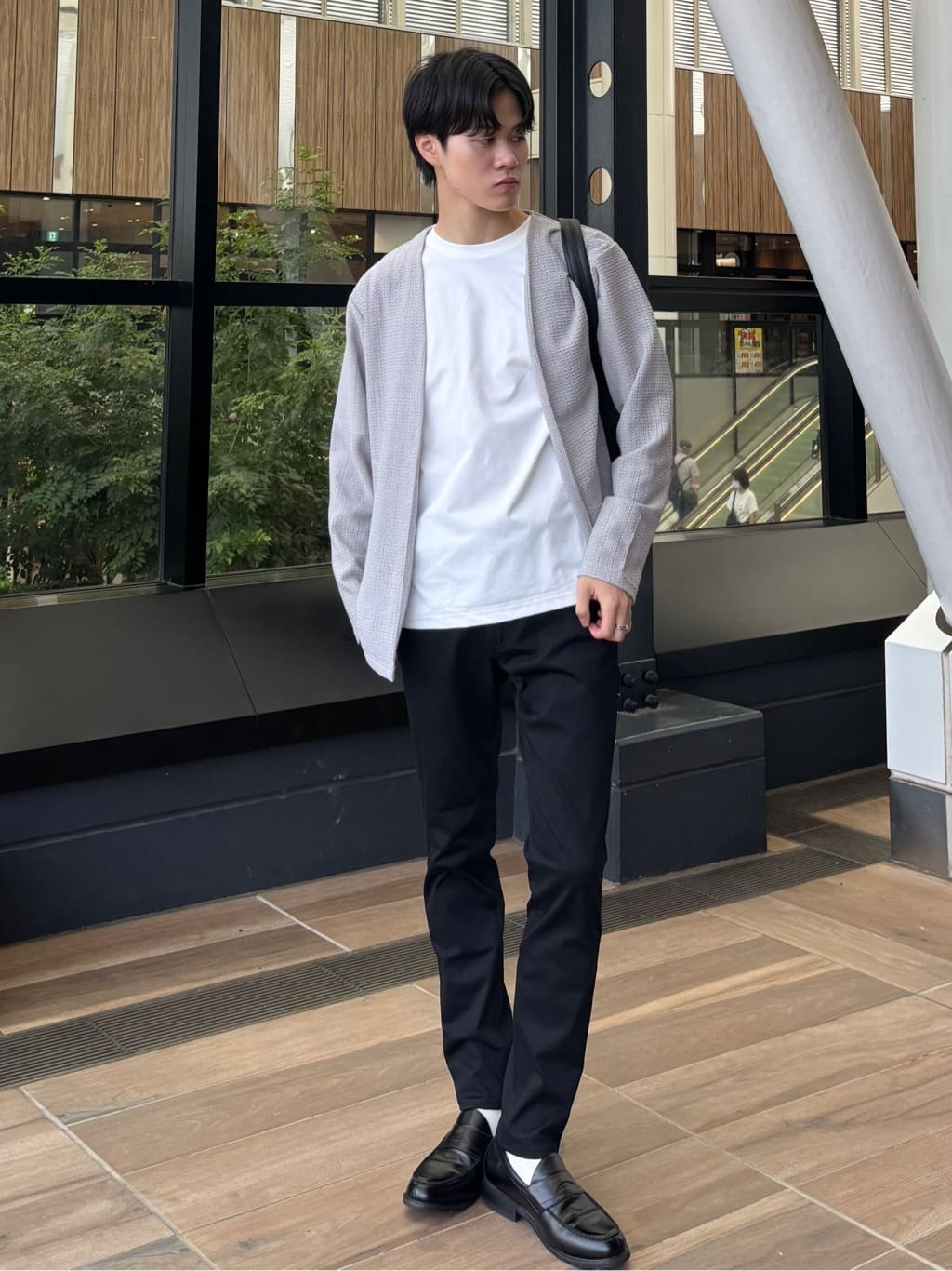 うらしーさんの「THE SHOP TK｜【セットでお買い得！！】長袖カーディガン＋半袖Tシャツ　洗濯機OK/吸水速乾(Tシャツのみ)」を使ったコーディネート