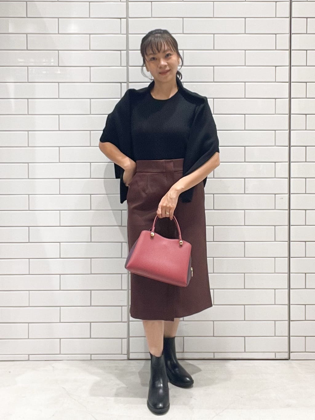 oiさんの「OPAQUE.CLIP｜【2WAY／名品】バイカラーミドルボストンバッグ」を使ったコーディネート