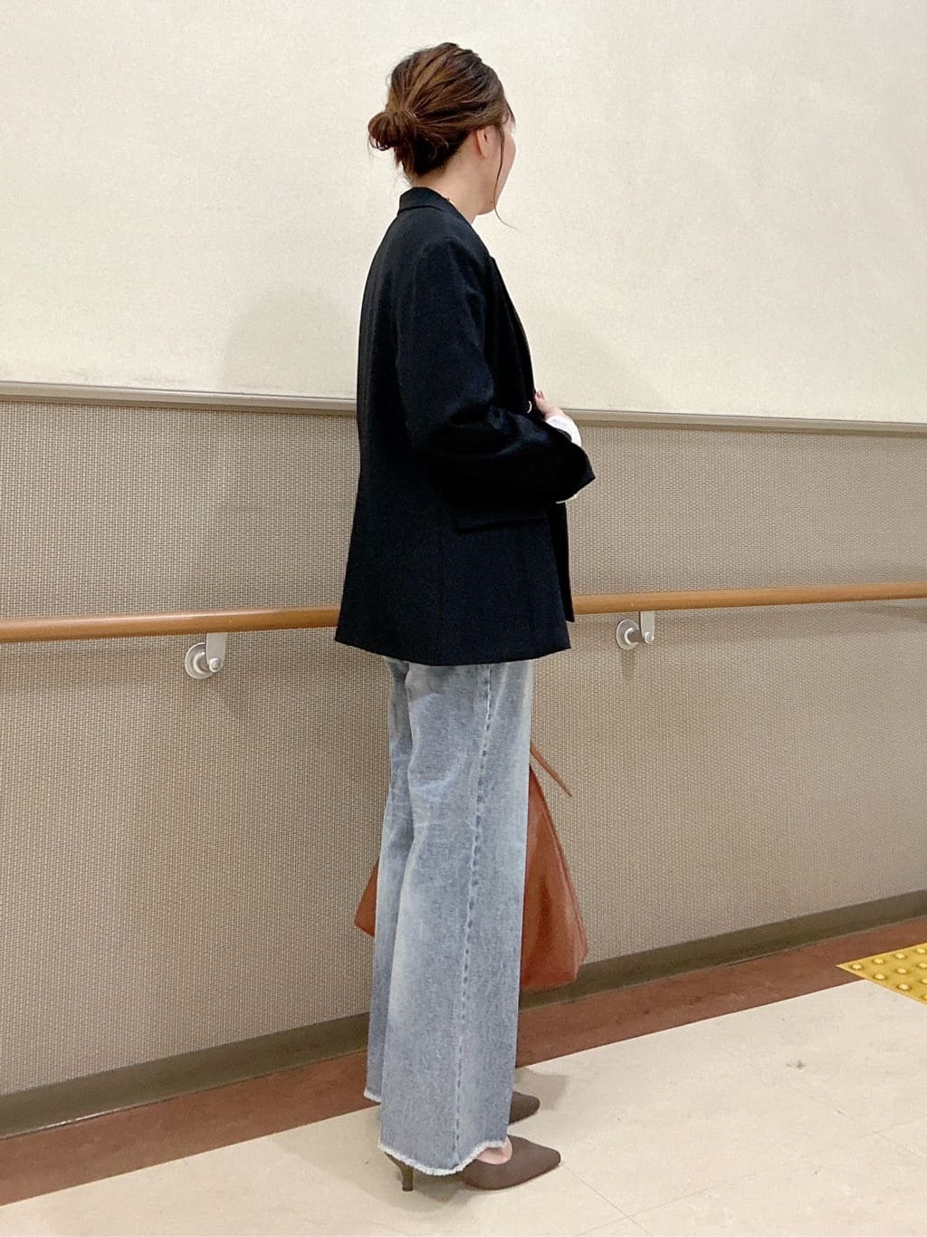 おしらさんさんの「THE SHOP TK｜【今羽織るなら】ダブルブレストジャケット【セットアップ可/洗える】」を使ったコーディネート