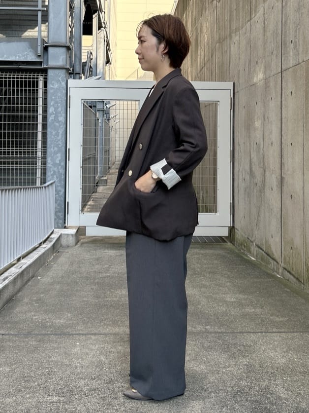 ga_riさんの「THE SHOP TK｜【今羽織るなら】ダブルブレストジャケット【セットアップ可/洗える】」を使ったコーディネート
