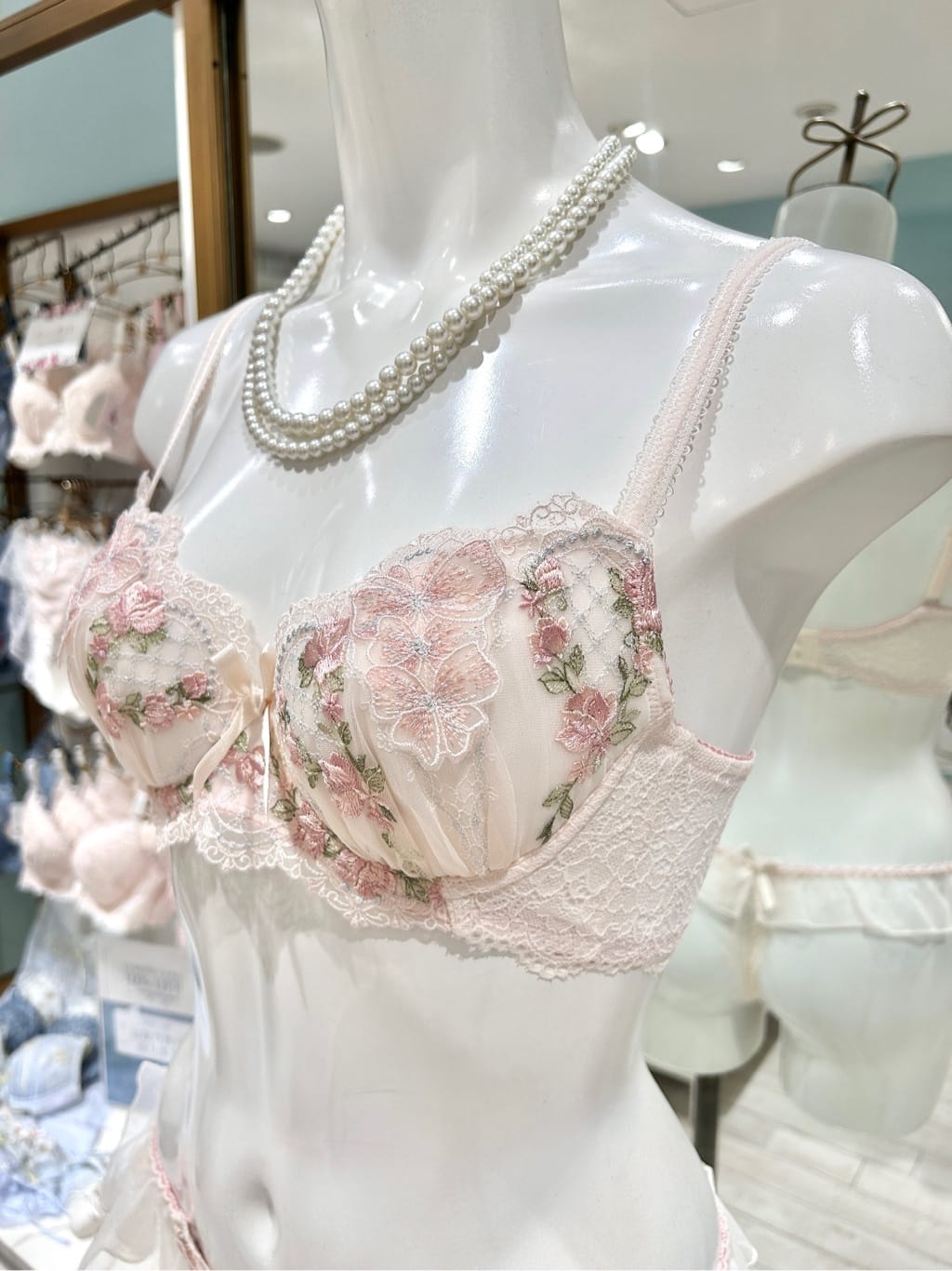 ichiさんの「Risa Magli｜リピネ ブラジャー （D-F） ＜S Make Type＞」を使ったコーディネート