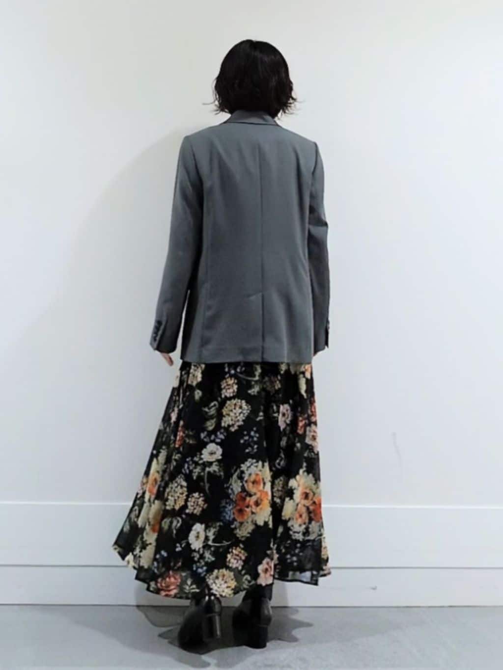 ミズタさんの「UNTITLED｜【セットアップ可】ウールライク ダブルブレストジャケット」を使ったコーディネート