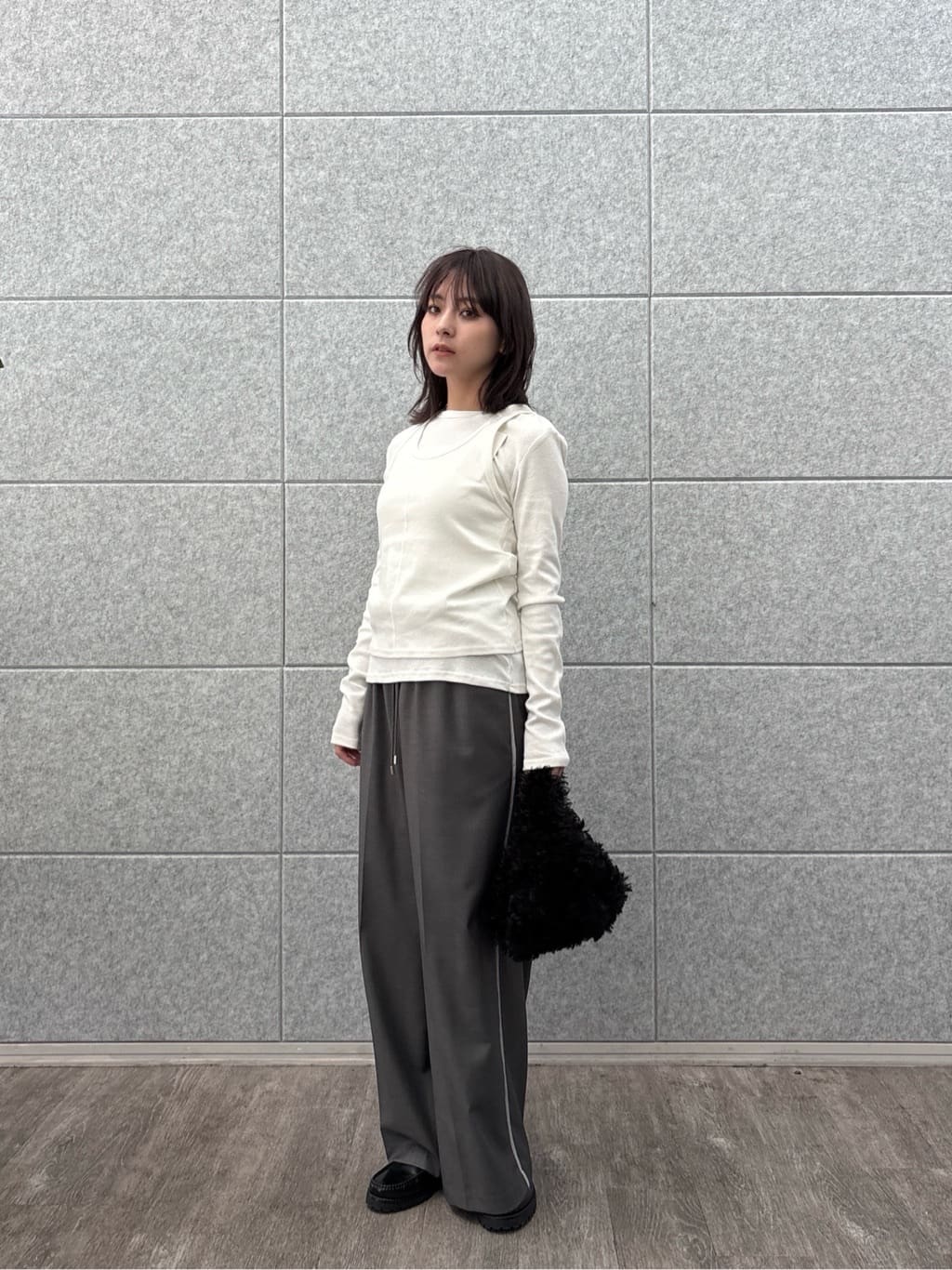 erikaさんの「INDIVI｜タンクレイヤーフライスカットソー」を使ったコーディネート