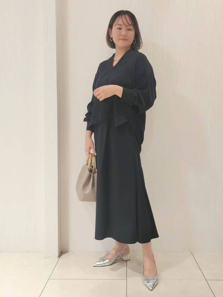 naokoさんの「UNTITLED｜【セットアップ可/スキッパー/ゆったり】リラクパウダーシャツ」を使ったコーディネート