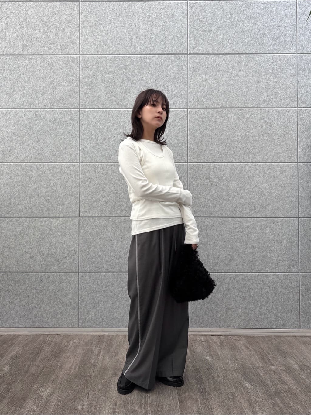 erikaさんの「INDIVI｜タンクレイヤーフライスカットソー」を使ったコーディネート