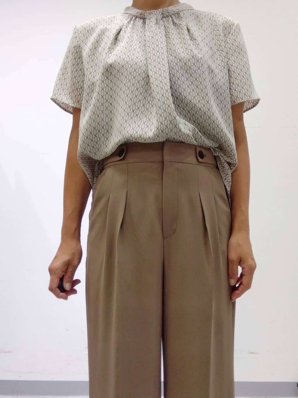 Kさんの「INDIVI｜【着心地◎！】タックワイドパンツ」を使ったコーディネート