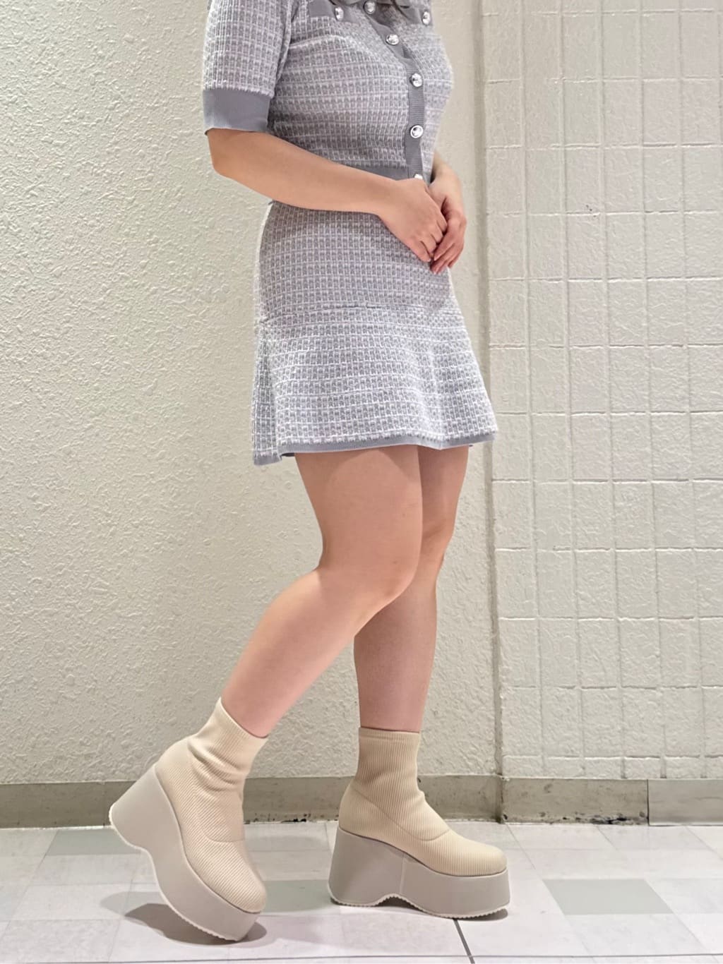 sa.raさんの「ESPERANZA｜厚底ニットショートブーツ」を使ったコーディネート