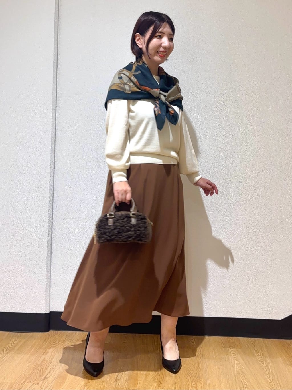 MIKIKOさんの「UNTITLED｜【セットアップ可/後ろウエストゴム】リラクパウダースカート」を使ったコーディネート