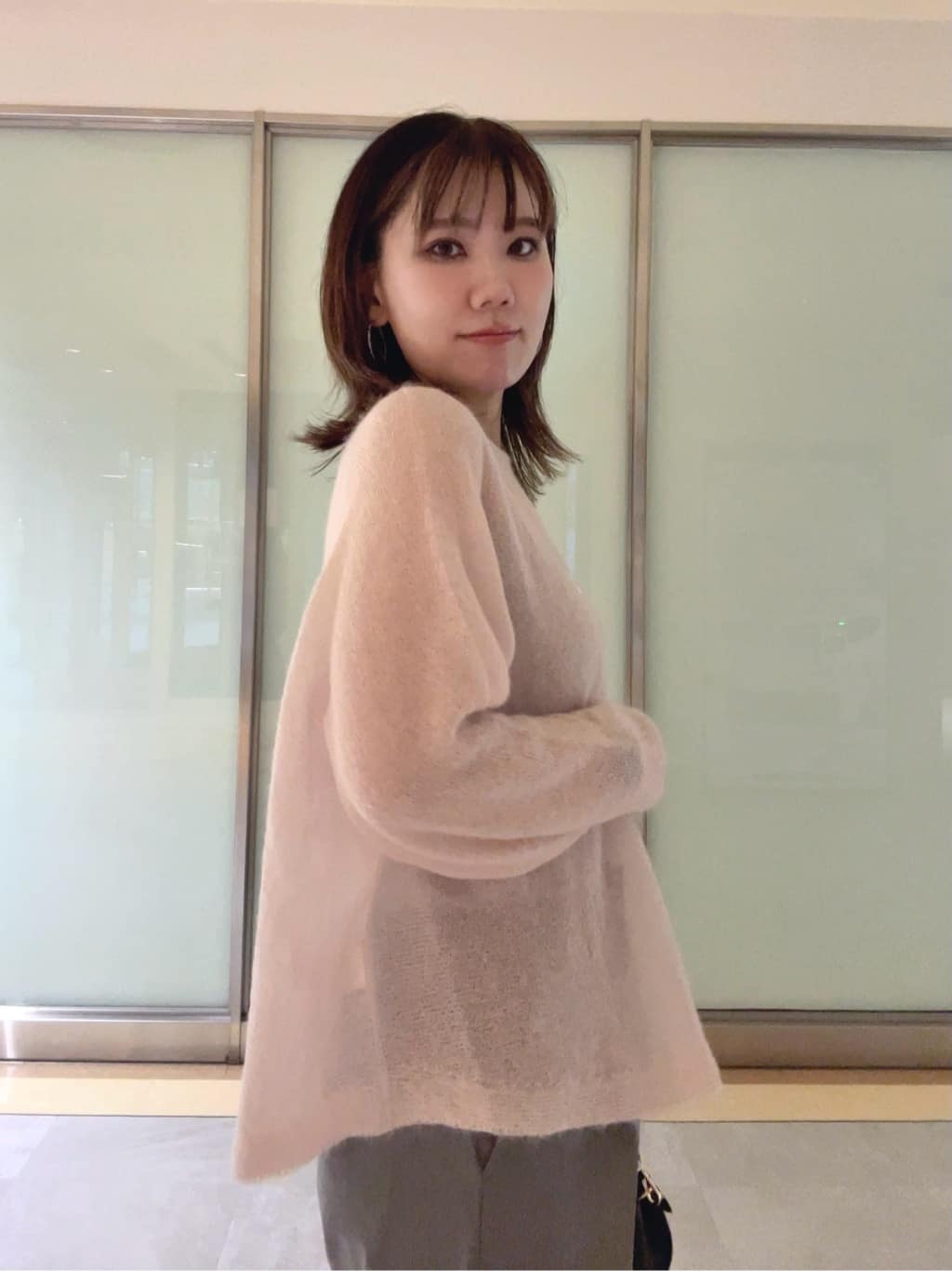 mayutaさんの「INDIVI｜【キッドモヘヤ素材】ラウンドヘムニット」を使ったコーディネート