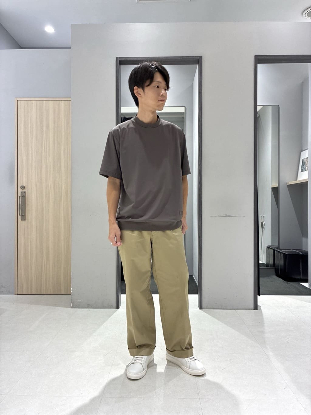 わいずみさんの「TAKEO KIKUCHI｜ストライプ小花 長袖シャツ」を使ったコーディネート