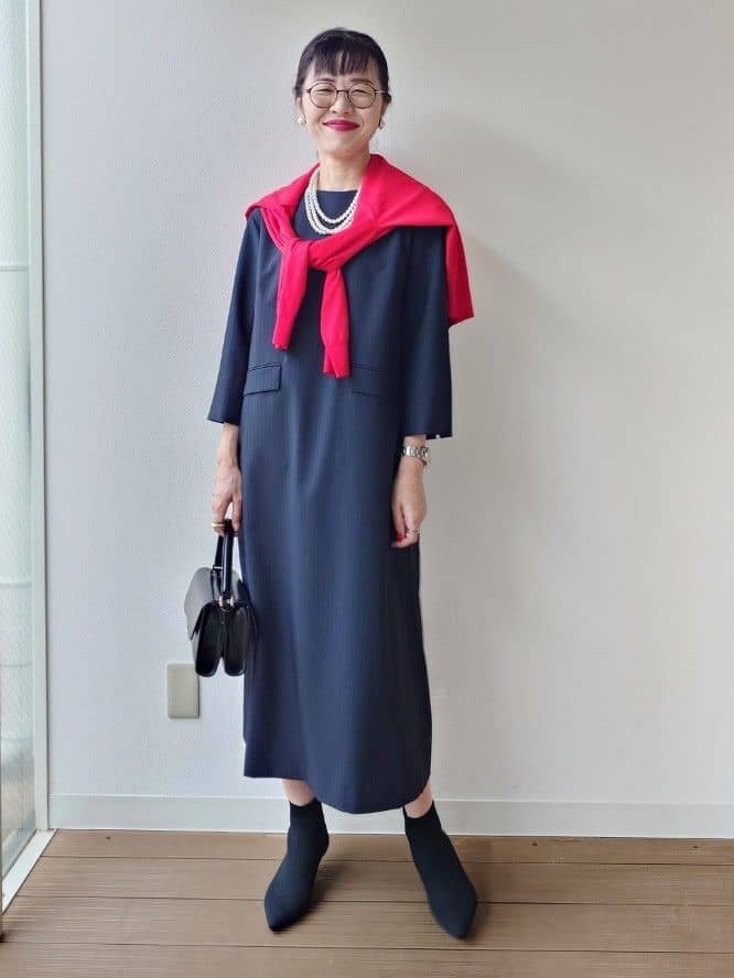 MUTSUKOさんの「UNTITLED｜【アレンジ自在】ロングパール調ネックレス」を使ったコーディネート