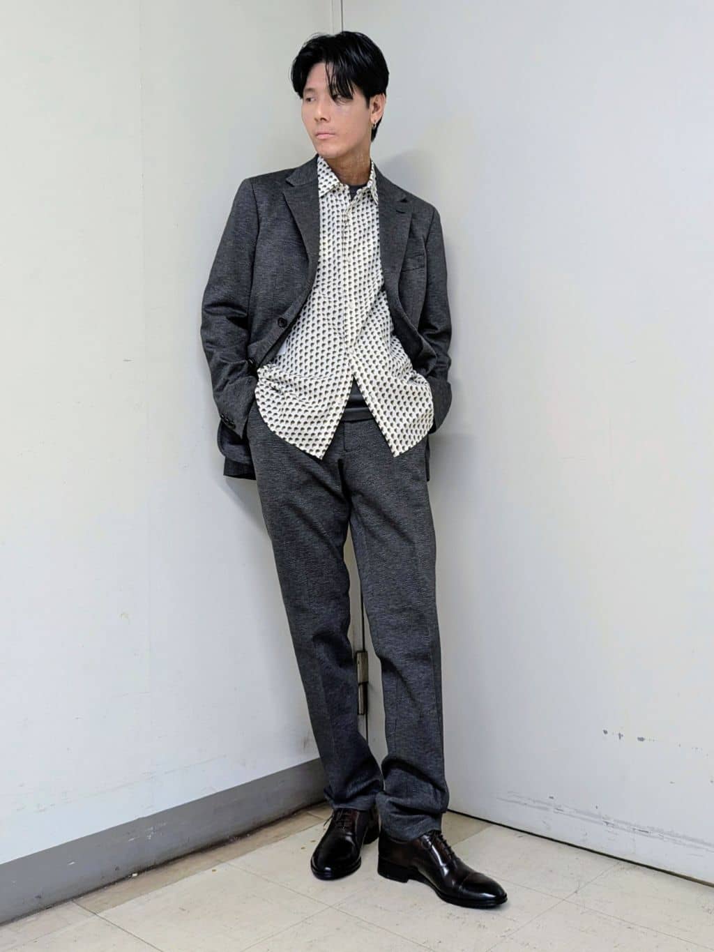ryoさんの「TAKEO KIKUCHI｜【None Of Stress】アクティブジャージ 千鳥 ジャケット」を使ったコーディネート