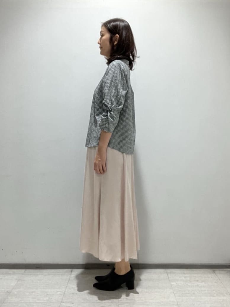 fujiさんの「INDIVI｜【UVケア／吸汗速乾】スリーブデザインブラウス」を使ったコーディネート