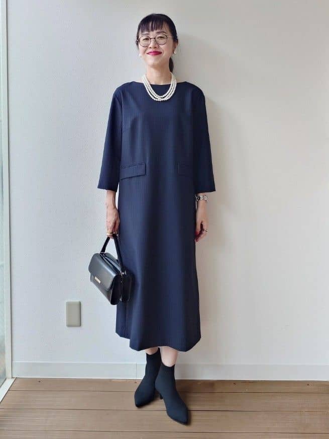 MUTSUKOさんの「UNTITLED｜【アレンジ自在】ロングパール調ネックレス」を使ったコーディネート