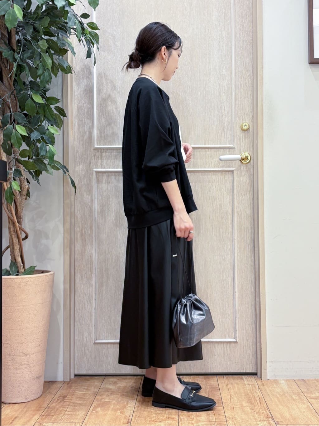 なみさんの「SHOO･LA･RUE｜【洗濯機可/S-LL】さっと羽織れる 軽量リブブルゾン」を使ったコーディネート