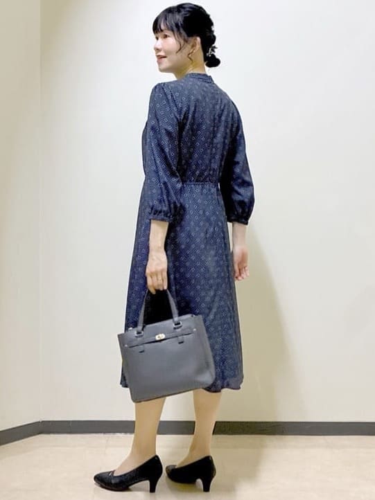  beni_gingerさんの「Reflect｜【きちんと見え／通勤／セレモニーにおすすめ◎】ドット&times;ダイヤ柄ワンピース」を使ったコーディネート