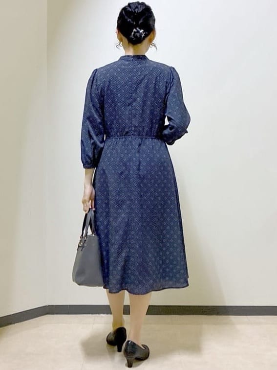  beni_gingerさんの「Reflect｜【きちんと見え／通勤／セレモニーにおすすめ◎】ドット&times;ダイヤ柄ワンピース」を使ったコーディネート