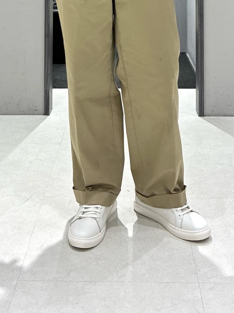 わいずみさんの「TAKEO KIKUCHI｜ストライプ小花 長袖シャツ」を使ったコーディネート