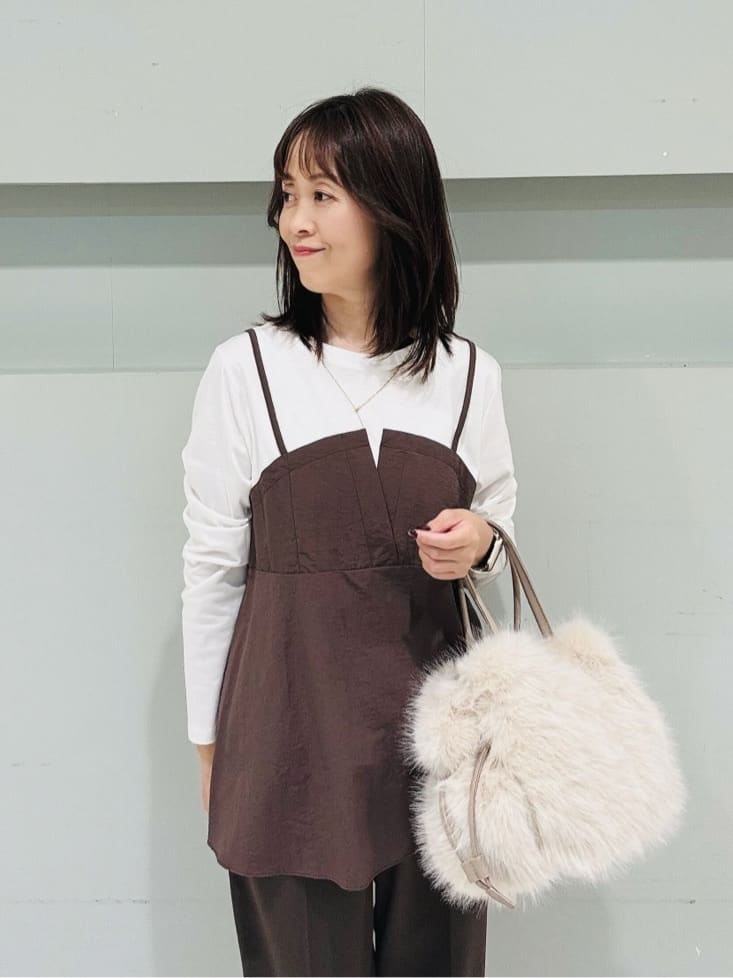 makiさんの「UNTITLED｜【洗える/ゆったりシルエット】ビスチェドッキング　プルオーバー」を使ったコーディネート