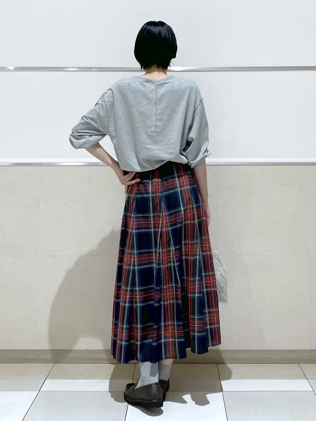 eriko さんの「Dessin｜【360度可愛い・洗える】バックヘンリーカットソー」を使ったコーディネート