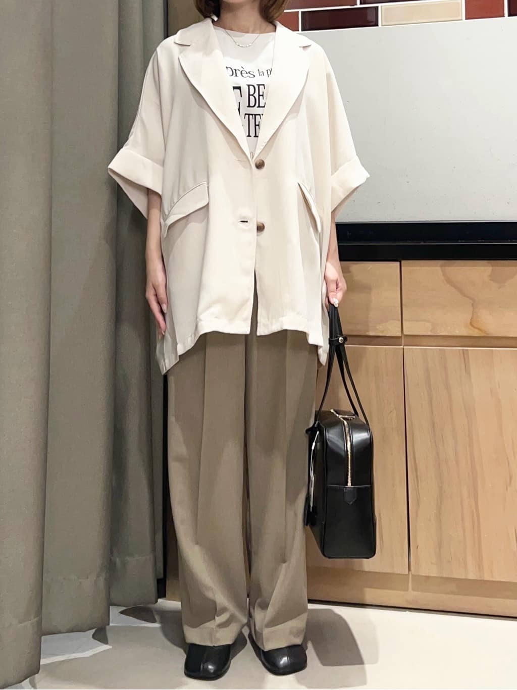 かのさんの「THE SHOP TK｜ドルマン半袖ジャケット【洗える】」を使ったコーディネート