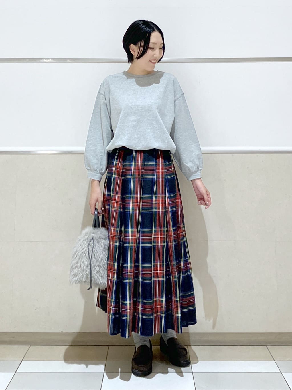 eriko さんの「Dessin｜【360度可愛い・洗える】バックヘンリーカットソー」を使ったコーディネート