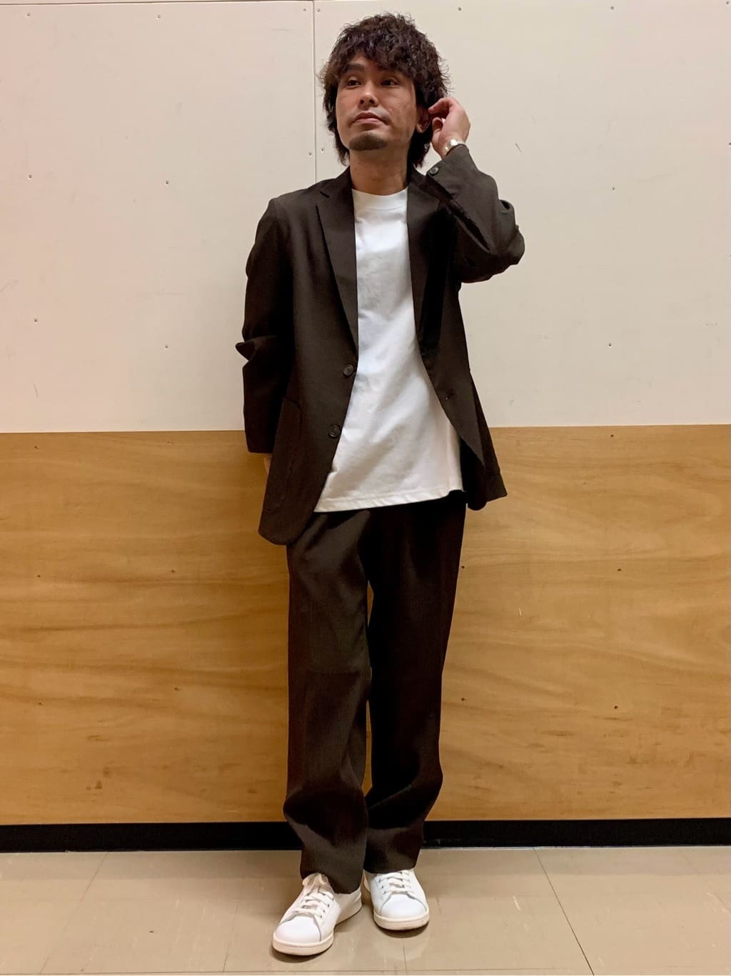 MATUさんの「THE SHOP TK｜【Begin/ビギン10月号掲載】楊柳スマートジャケット　軽量/洗濯機OK/セットアップ可」を使ったコーディネート
