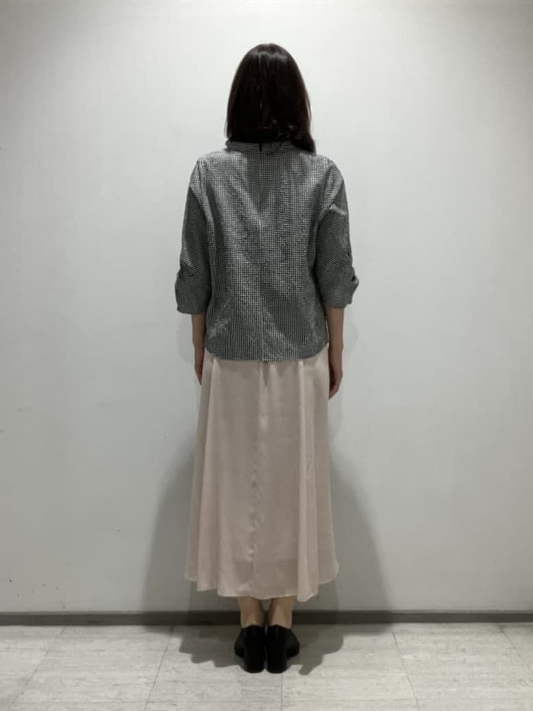 fujiさんの「INDIVI｜【UVケア／吸汗速乾】スリーブデザインブラウス」を使ったコーディネート