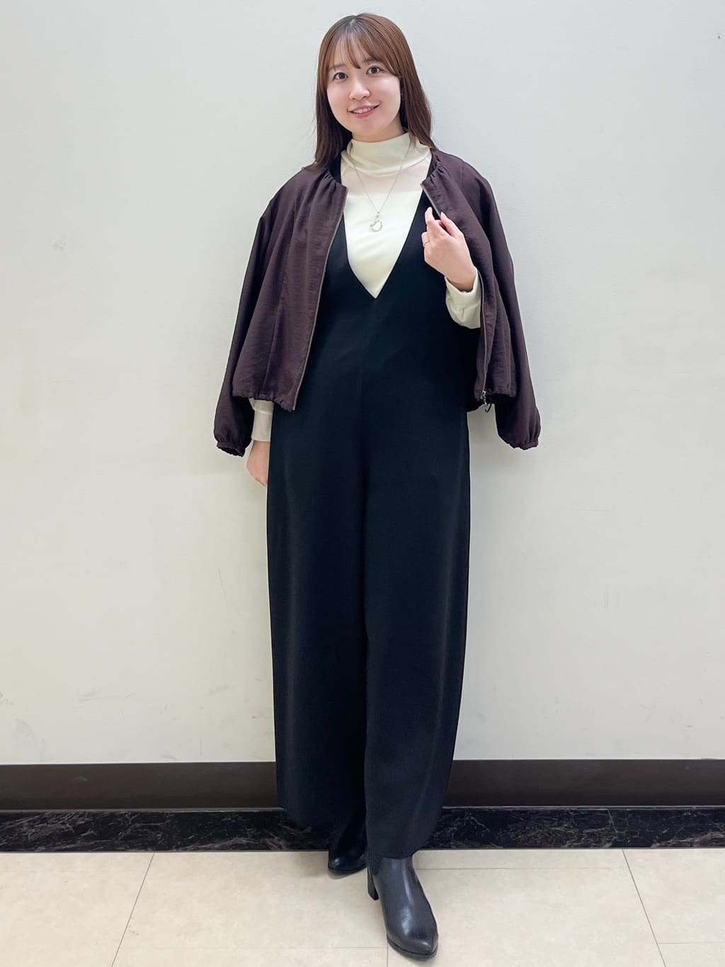 mikikoさんの「Reflect｜【レイヤードスタイルのインナーに◎】タートル&times;ラグランスリーブプルオーバー」を使ったコーディネート